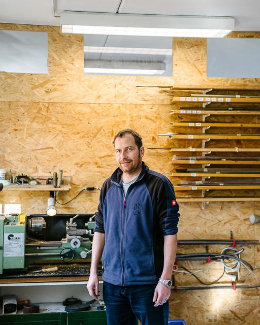 LfA Magazine: Interview with instrument maker Hans Krinner Instrument maker Hans Krinner stands in his workshop