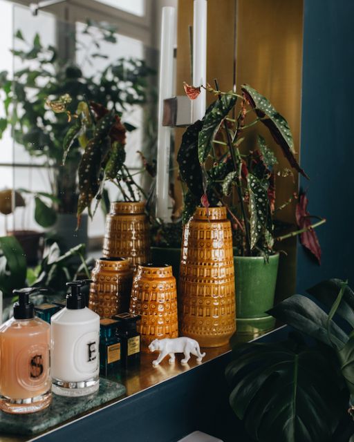 Shelf in bathroom Shelf in bathroom with tiger